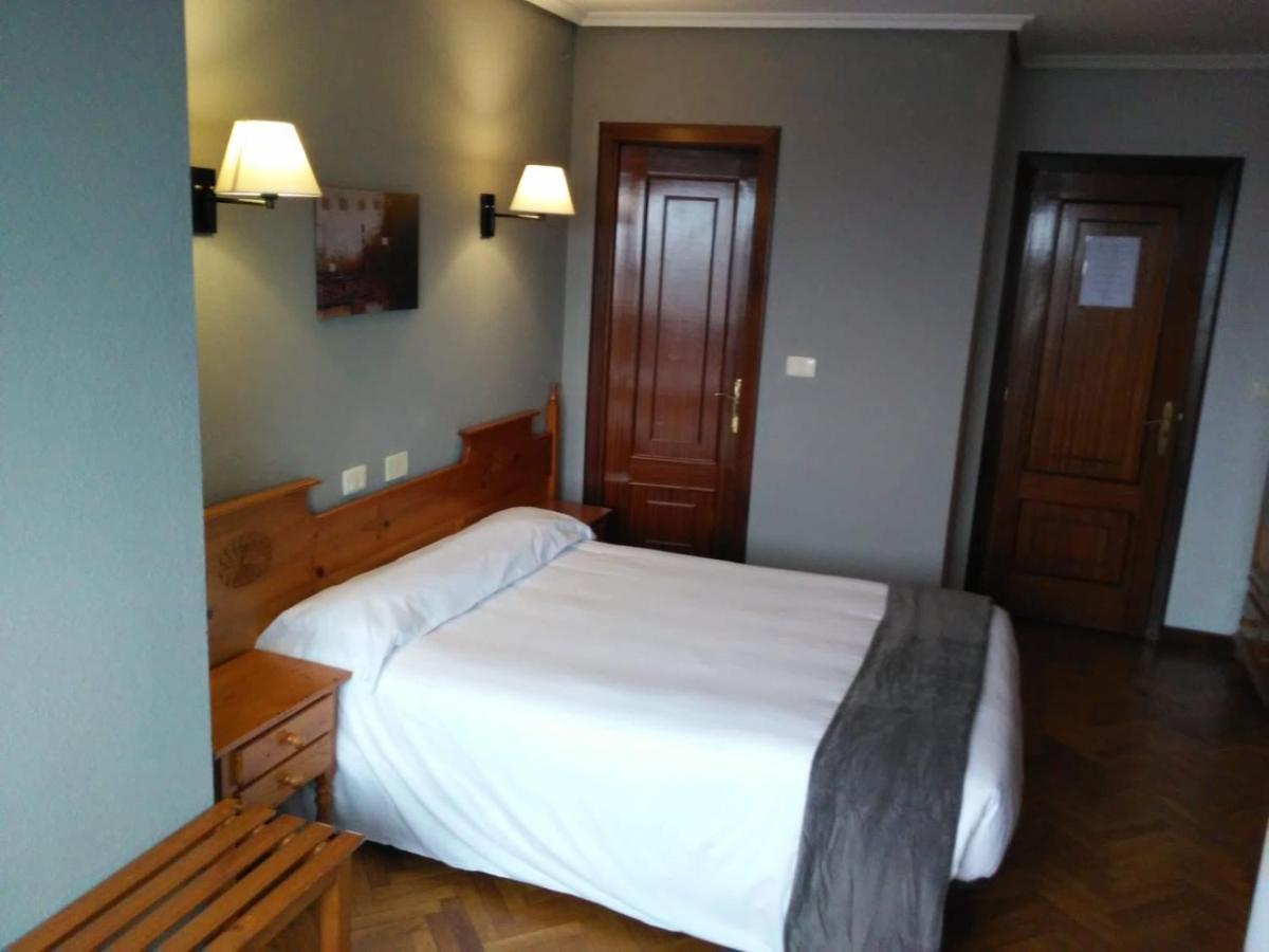 Albergue Hostal Sao Telmo Tui Dış mekan fotoğraf