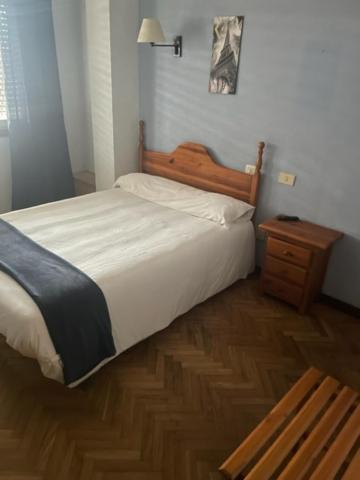 Albergue Hostal Sao Telmo Tui Dış mekan fotoğraf